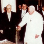 Fethullah_Gülen_visiting_Ioannes_Paulus_II